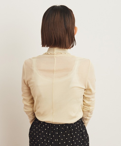 CHILD WOMAN（チャイルドウーマン）の「Kanadeフライス タートルネックプルオーバー（Tシャツ/カットソー・レディース・ピンク/ブルー/オレンジ/ベージュ・FREE）」の6枚目の写真