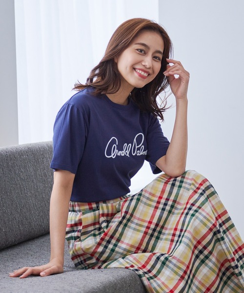 Arnold Palmer（アーノルドパーマー）の「USAコットン 天竺 シェア レガシー ロゴ Tシャツ（Tシャツ/カットソー・レディース・ホワイト/グリーン/ネイビー/ピンク・M/S/XS/L/LL）」の3枚目の写真