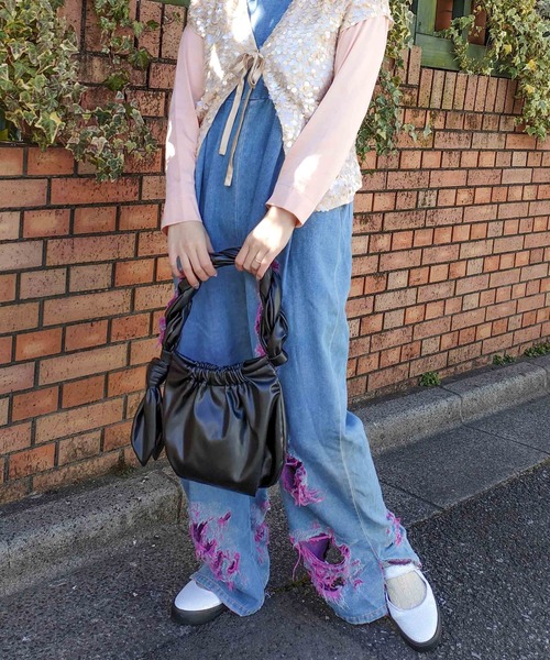 Casselini（キャセリーニ）の「Casselini(キャセリーニ)ツイストバルーンバッグ（ハンドバッグ・レディース・ブラック/グリーン/パープル・FREE）」の7枚目の写真