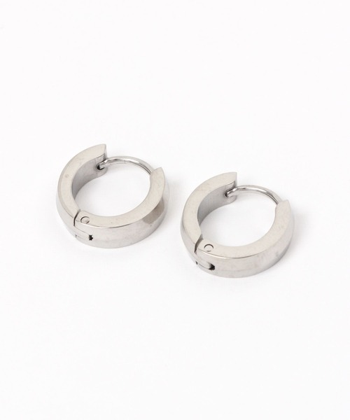 LAKOLE（ラコレ）の「ステンレスラインフープワンタッチピアス / 963269（ピアス（両耳用）・レディース・その他1/その他2・FREE）」の5枚目の写真