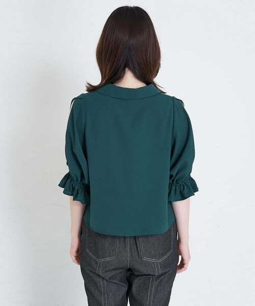 A de a.v.v（アードアー・ヴェ・ヴェ）の「オープンスリーブボウタイブラウス（シャツ/ブラウス・レディース・グリーン/サンドベージュ/ブラック・38/36）」の21枚目の写真
