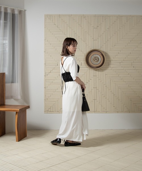 Amiur（エミレ）の「twill cross camisole bustier / ツイルクロスキャミソールビスチェ（その他トップス・レディース・アイボリー/ブラック・FREE）」の12枚目の写真