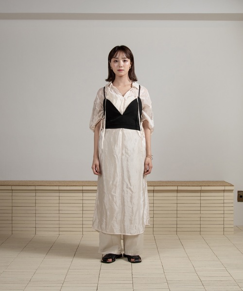 Amiur（エミレ）の「twill cross camisole bustier / ツイルクロスキャミソールビスチェ（その他トップス・レディース・アイボリー/ブラック・FREE）」の17枚目の写真