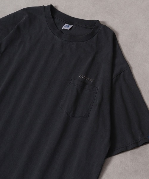 GERRY(ジェリー)の「GERRY ビンテ-ジ加工チェスト刺繍ポケットT 半袖(Tシャツ/カットソー・メンズ・ブラック/マスタード/ネイビー・LL/M/L)」の4枚目の写真
