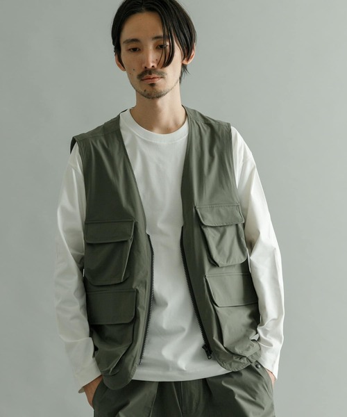 URBAN RESEARCH（アーバンリサーチ）の「『撥水/速乾』『UR TECH POLIsh POLI』マルチミリタリーVEST（ベスト・メンズ・ブラック/オリーブ・MEDIUM/LARGE）」の16枚目の写真