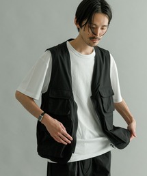 URBAN RESEARCH | 『UR TECH POLIsh POLI』マルチミリタリーVEST(ベスト)