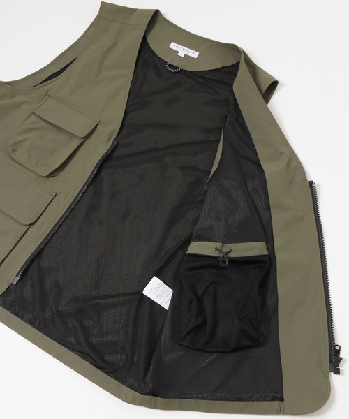 URBAN RESEARCH（アーバンリサーチ）の「『撥水/速乾』『UR TECH POLIsh POLI』マルチミリタリーVEST（ベスト・メンズ・ブラック/オリーブ・MEDIUM/LARGE）」の5枚目の写真