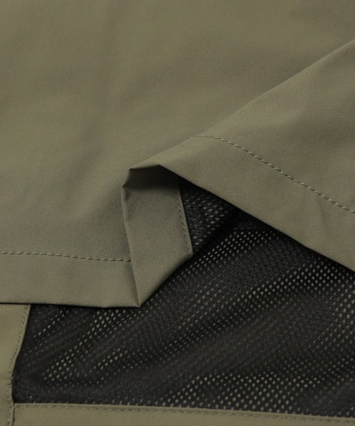 URBAN RESEARCH（アーバンリサーチ）の「『撥水/速乾』『UR TECH POLIsh POLI』マルチミリタリーVEST（ベスト・メンズ・ブラック/オリーブ・MEDIUM/LARGE）」の7枚目の写真