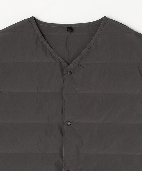 TAION（タイオン）の「【SHIPS any別注】TAION: 〈手洗い可能〉ダウン ベスト 23AW◇（ダウンベスト・メンズ・ネイビー/ダークグレー/ブラック・MEDIUM/X-LARGE/LARGE/SMALL）」の22枚目の写真