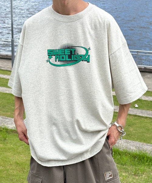 Perushu(ペルーシュ)の「レトロプリントTシャツ(Tシャツ/カットソー・メンズ・グレー系その他/ブラック/杢グレー/イエロー・MEDIUM/LARGE)」の16枚目の写真