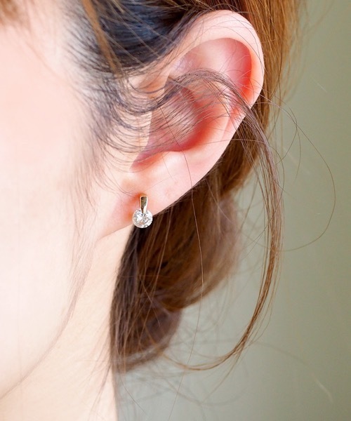 itam（アイタム）の「【itam】アイタム/ キュービックジルコニア ステンレスノンホールピアス/ 金属アレルギー対応イヤリング（イヤリング・レディース・ピンクゴールド/ゴールド/シルバー・FREE）」の9枚目の写真
