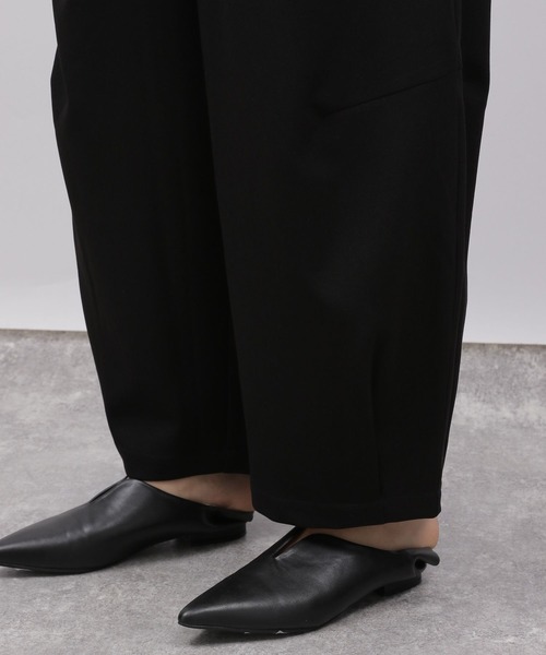 LAKOLE(ラコレ)の「バレルレッグサロペット / 976010(サロペット/オーバーオール・レディース・グレー/ブラック・SMALL/MEDIUM)」の16枚目の写真