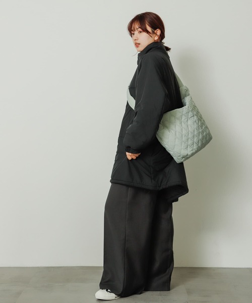 SENSE OF PLACE by URBAN RESEARCH（センスオブプレイスバイアーバンリサーチ）の「中綿キルティングショルダーバッグ（ショルダーバッグ・レディース・アイボリー/ブラック/グリーン・ONE）」の20枚目の写真