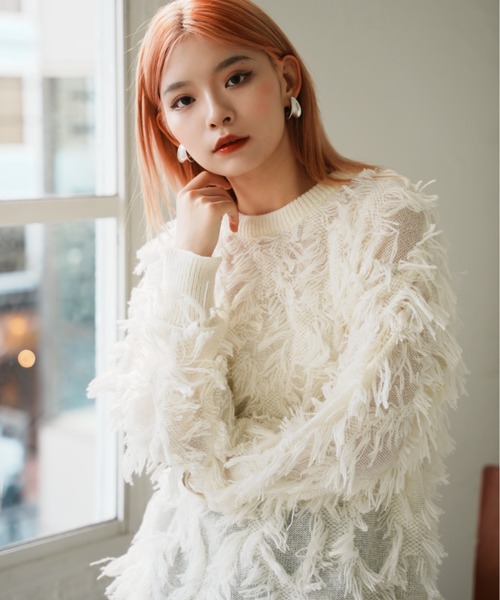 VeLV（ヴェルヴ）の「FRINGE KNIT フリンジニット（ニット/セーター・レディース・ブラック/ホワイト・FREE）」の8枚目の写真