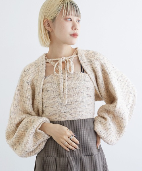 w closet(ダブルクローゼット)の「【SETアイテム】つぶつぶMIXボレロ+キャミ(カーディガン/ボレロ・レディース・ベージュ/キナリ/グレー/ブルー・FREE)」の9枚目の写真