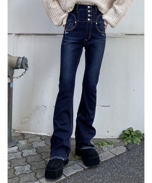 EMODA（エモダ）の「スーパーハイウエストフレアパギンス（デニムパンツ・レディース・ブラック/インディゴブルー・MEDIUM/SMALL/X-SMALL）」の3枚目の写真