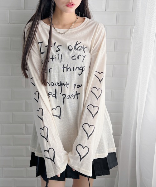 √nuage(ルートニュアージュ)の「ハートスリーブロゴプリントルーズロンT(Tシャツ/カットソー・レディース・ブラック/アイボリー・FREE)」の1枚目の写真