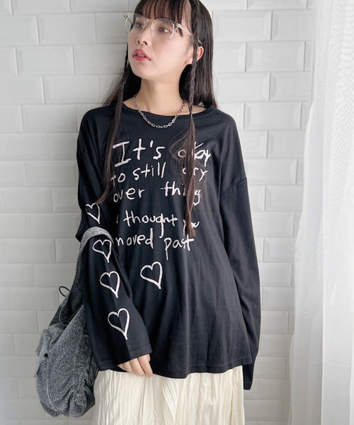 √nuage(ルートニュアージュ)の「ハートスリーブロゴプリントルーズロンT(Tシャツ/カットソー・レディース・ブラック/アイボリー・FREE)」の2枚目の写真