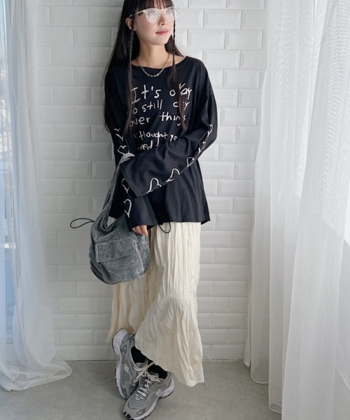 √nuage(ルートニュアージュ)の「ハートスリーブロゴプリントルーズロンT(Tシャツ/カットソー・レディース・ブラック/アイボリー・FREE)」の14枚目の写真