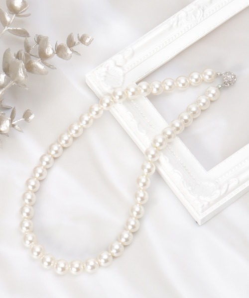 ikka(イッカ)の「マグネットパールネックレス(ネックレス・レディース・オフホワイト・FREE)」の7枚目の写真