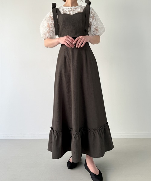 junoah(ジュノア)の「エンボス加工ビスチェ+フリルスカートセット(セットアップ・レディース・ブラウン系その他/グレイッシュベージュ/ブラック/ピンクベージュ/アイボリー・X-LARGE/LARGE/MEDIUM/SMALL)」の6枚目の写真