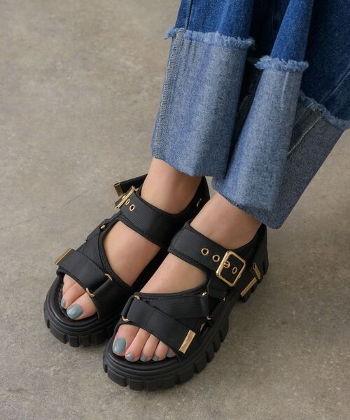 ems excite（エムズエキサイト）の「厚底スポーツサンダル（サンダル・レディース・ブラック/オフホワイト/ライトベージュ・MEDIUM/LARGE/X-LARGE/SMALL）」の13枚目の写真