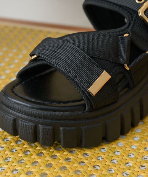 ems excite（エムズエキサイト）の「厚底スポーツサンダル（サンダル・レディース・ブラック/オフホワイト/ライトベージュ・MEDIUM/LARGE/X-LARGE/SMALL）」の15枚目の写真