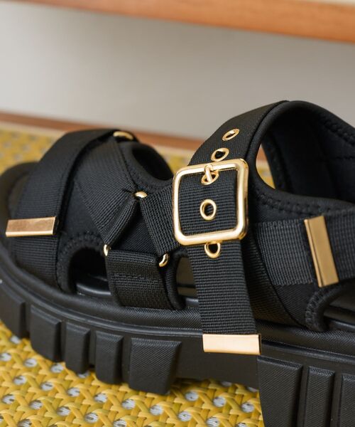 ems excite（エムズエキサイト）の「厚底スポーツサンダル（サンダル・レディース・ブラック/オフホワイト/ライトベージュ・MEDIUM/LARGE/X-LARGE/SMALL）」の16枚目の写真