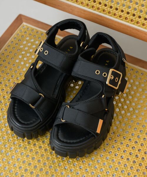 ems excite（エムズエキサイト）の「厚底スポーツサンダル（サンダル・レディース・ブラック/オフホワイト/ライトベージュ・MEDIUM/LARGE/X-LARGE/SMALL）」の4枚目の写真