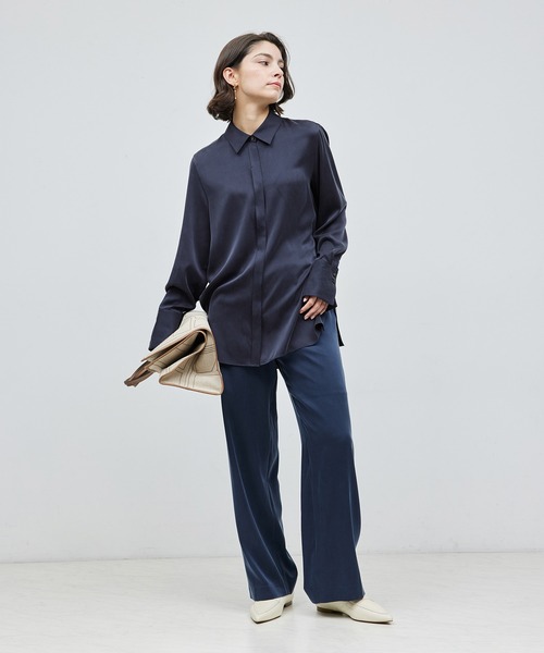 ROPE'（ロペ）の「ウォッシャブルシルクシャツ【雑誌掲載】（シャツ/ブラウス・レディース・キナリ/ネイビー・FREE）」の6枚目の写真