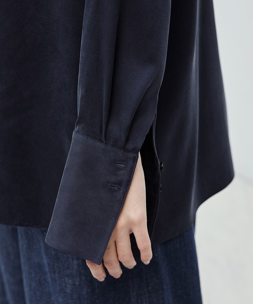 ROPE'（ロペ）の「ウォッシャブルシルクシャツ【雑誌掲載】（シャツ/ブラウス・レディース・キナリ/ネイビー・FREE）」の18枚目の写真