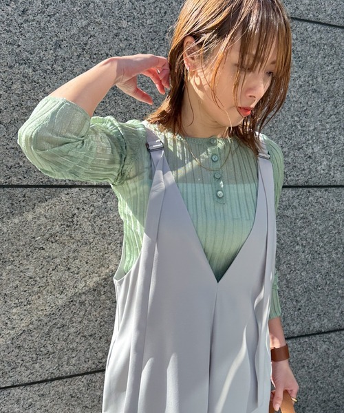 Doux archives（ドゥアルシーヴ）の「ラメシアーヘンリーネック2wayニット（ニット/セーター・レディース・ブラック/オフホワイト/グリーン/イエロー・FREE）」の3枚目の写真