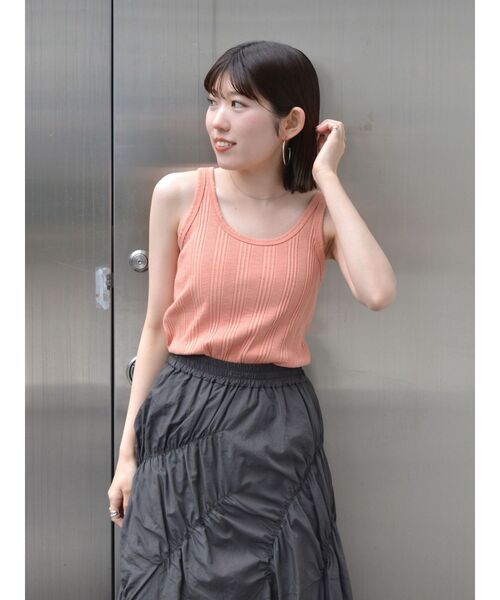 Ungrid（アングリッド）の「ランダムテレコタンクトップ（Tシャツ/カットソー・レディース・チャコールグレー/オフホワイト/パープル/オレンジ・FREE）」の4枚目の写真