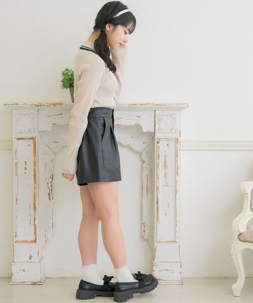 ems excite（エムズエキサイト）の「ポケット付き襟NTPO（ニット/セーター・レディース・ブラック/ピンク/ダークグレー/ナチュラル・FREE）」の22枚目の写真