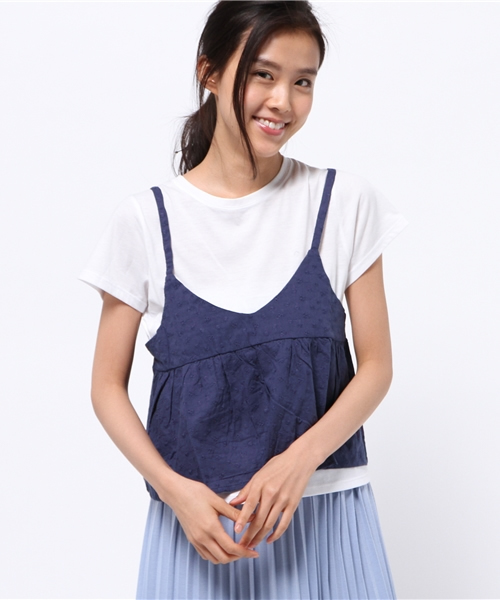 OUTLET(アウトレット)の「【who's who Chico】キャミ付キTシャツ(Tシャツ/カットソー・レディース・ホワイト系その他/ホワイト×ネイビー・FREE)」の2枚目の写真