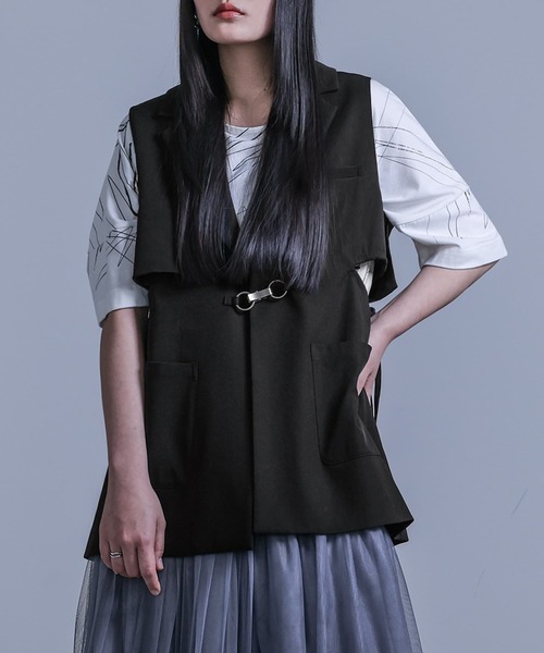 kOhAKU(コハク)の「脇シャーリングジレ(ベスト・レディース・ブラック/グレー・1/2)」の11枚目の写真