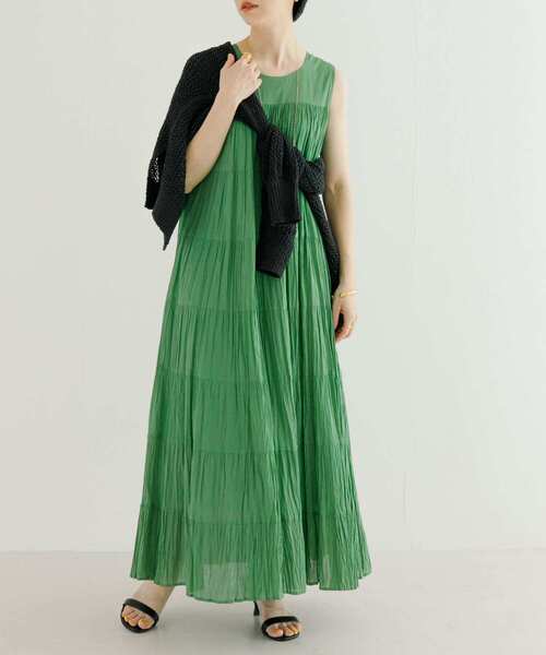 URBAN RESEARCH（アーバンリサーチ）の「『一部WEB限定カラー』ティアードクリンクルワンピース（ワンピース・レディース・ブルー/ブラック/オレンジ/グリーン・FREE）」の14枚目の写真