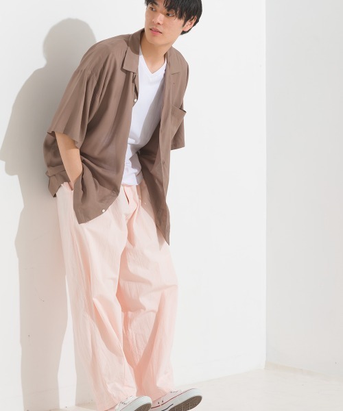 OMNES（オムネス）の「ユニセックス レーヨンアロハシャツ（シャツ/ブラウス・メンズ・ブラウン系その他/ブラック/モカ/ブラック系その他/ブルー系その他・LARGE/MEDIUM）」の19枚目の写真