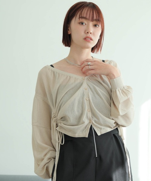 LADYMADE（レディメイド）の「シャーリングシアーニットカーディガン（カーディガン/ボレロ・レディース・レッド/ブラック/グレイッシュベージュ・FREE）」の15枚目の写真