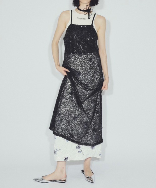 musubore（ムスボレ）の「【 select 】glitter spangle camisole OP / グリッタースパンコールワンピ（ワンピース・レディース・ブルー/ブラック・FREE）」の9枚目の写真
