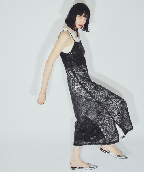 musubore（ムスボレ）の「【 select 】glitter spangle camisole OP / グリッタースパンコールワンピ（ワンピース・レディース・ブルー/ブラック・FREE）」の8枚目の写真