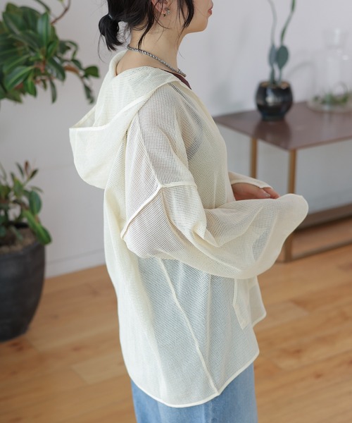 LEPSIM（レプシィム）の「メッシュフーディー　114459（パーカー・レディース・ブラック/サックスブルー/キナリ・FREE）」の4枚目の写真