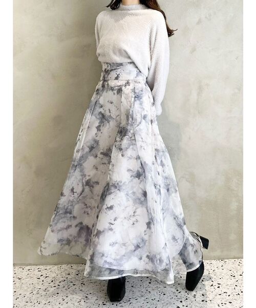 MERCURYDUO（マーキュリーデュオ）の「アートフラワープリントフレアスカート（スカート・レディース・アイボリー/グレー/ピンク・MEDIUM/SMALL）」の10枚目の写真