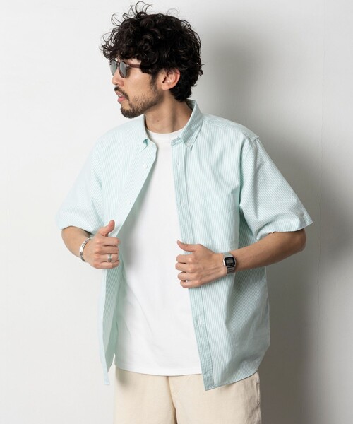 FREAK'S STORE（フリークスストア）の「NEW LOOSE FIT OX BD SHIRT SHORT SLEEVE/ニュールーズフィット オックス ボタンダウンシャツ ショートスリーブ（シャツ/ブラウス・メンズ・その他9/サックスブルー/その他16/ホワイト/その他13・SMALL/MEDIUM/LARGE）」の4枚目の写真