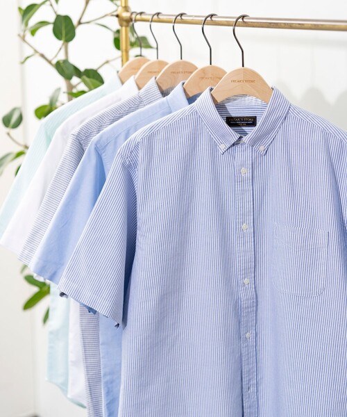 FREAK'S STORE（フリークスストア）の「NEW LOOSE FIT OX BD SHIRT SHORT SLEEVE/ニュールーズフィット オックス ボタンダウンシャツ ショートスリーブ（シャツ/ブラウス・メンズ・その他9/サックスブルー/その他16/ホワイト/その他13・SMALL/MEDIUM/LARGE）」の7枚目の写真