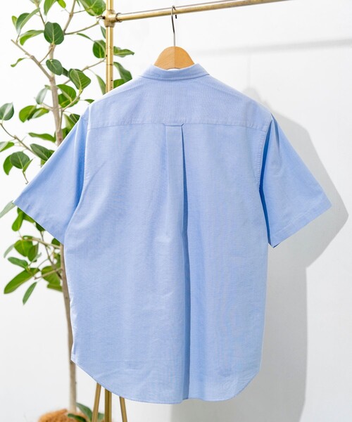 FREAK'S STORE（フリークスストア）の「NEW LOOSE FIT OX BD SHIRT SHORT SLEEVE/ニュールーズフィット オックス ボタンダウンシャツ ショートスリーブ（シャツ/ブラウス・メンズ・その他9/サックスブルー/その他16/ホワイト/その他13・SMALL/MEDIUM/LARGE）」の19枚目の写真