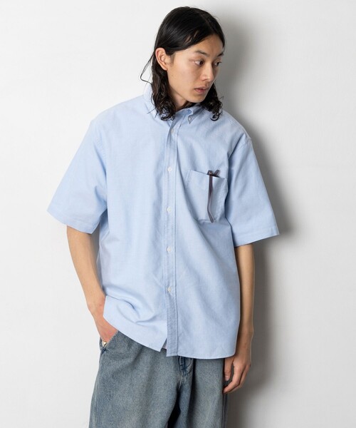 FREAK'S STORE（フリークスストア）の「NEW LOOSE FIT OX BD SHIRT SHORT SLEEVE/ニュールーズフィット オックス ボタンダウンシャツ ショートスリーブ（シャツ/ブラウス・メンズ・その他9/サックスブルー/その他16/ホワイト/その他13・SMALL/MEDIUM/LARGE）」の22枚目の写真