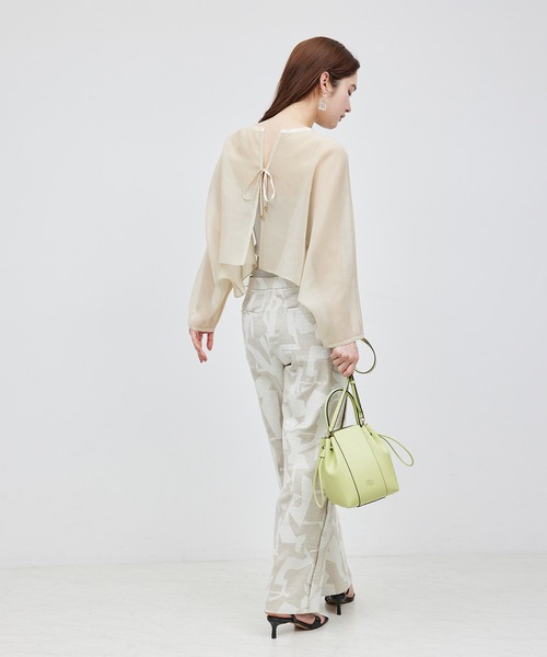 ROPE'（ロペ）の「シアーライトカーディーライク羽織りシャツ（シャツ/ブラウス・レディース・ブラック/オフホワイト・FREE）」の9枚目の写真