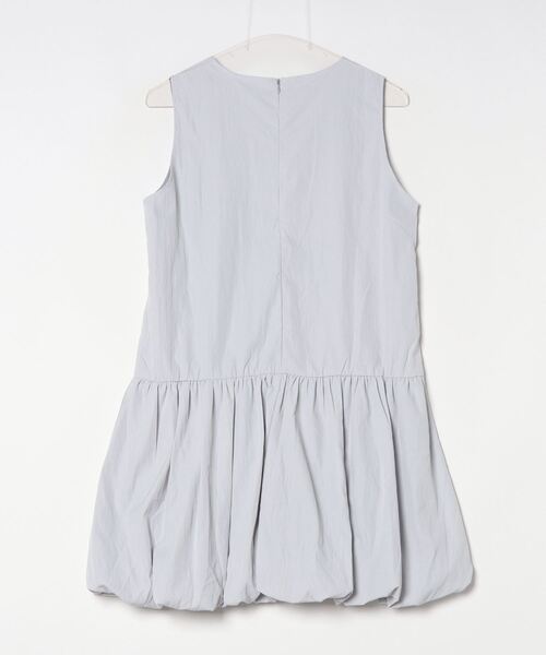 LYEON(リヨン)の「バルーンペプラムワンピース/スリーブレスミニワンピース(ワンピース・レディース・グレイッシュブルー/オフホワイト・FREE)」の7枚目の写真