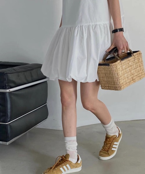 LYEON(リヨン)の「バルーンペプラムワンピース/スリーブレスミニワンピース(ワンピース・レディース・グレイッシュブルー/オフホワイト・FREE)」の9枚目の写真